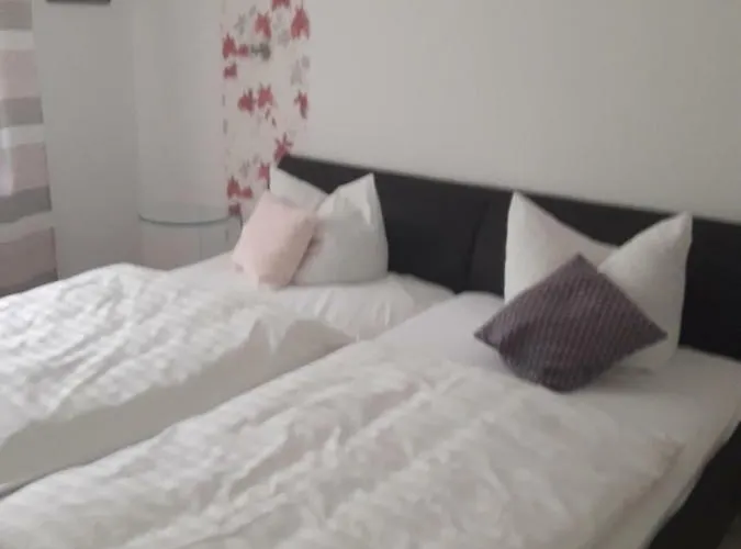 Haus Helene Habitación en casa particular Einruhr